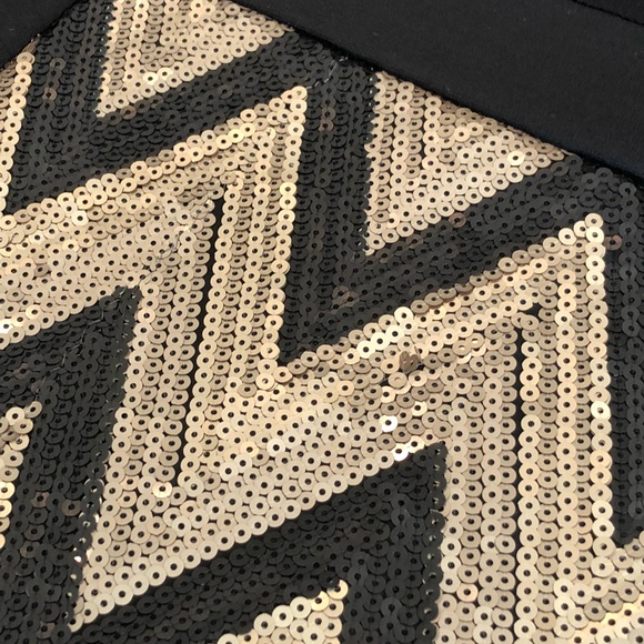 SEQUINED BODYCON DRESS. NW0T. - Picture 6 of 7